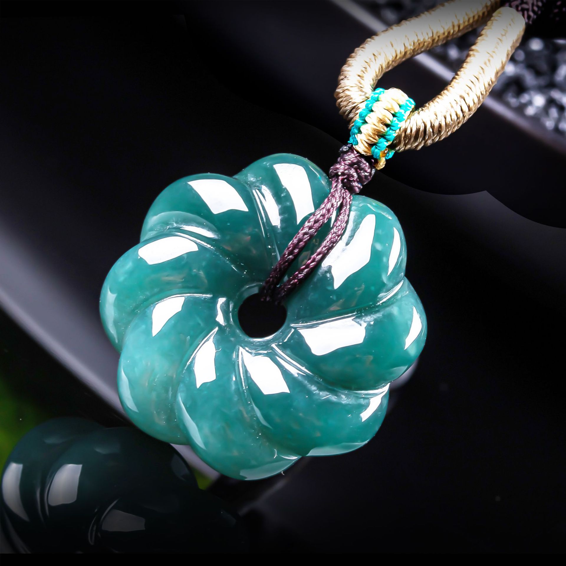 Natural Burmese Jadeite Flower - Jewelry & Watches Vitopoulos 评论和价格