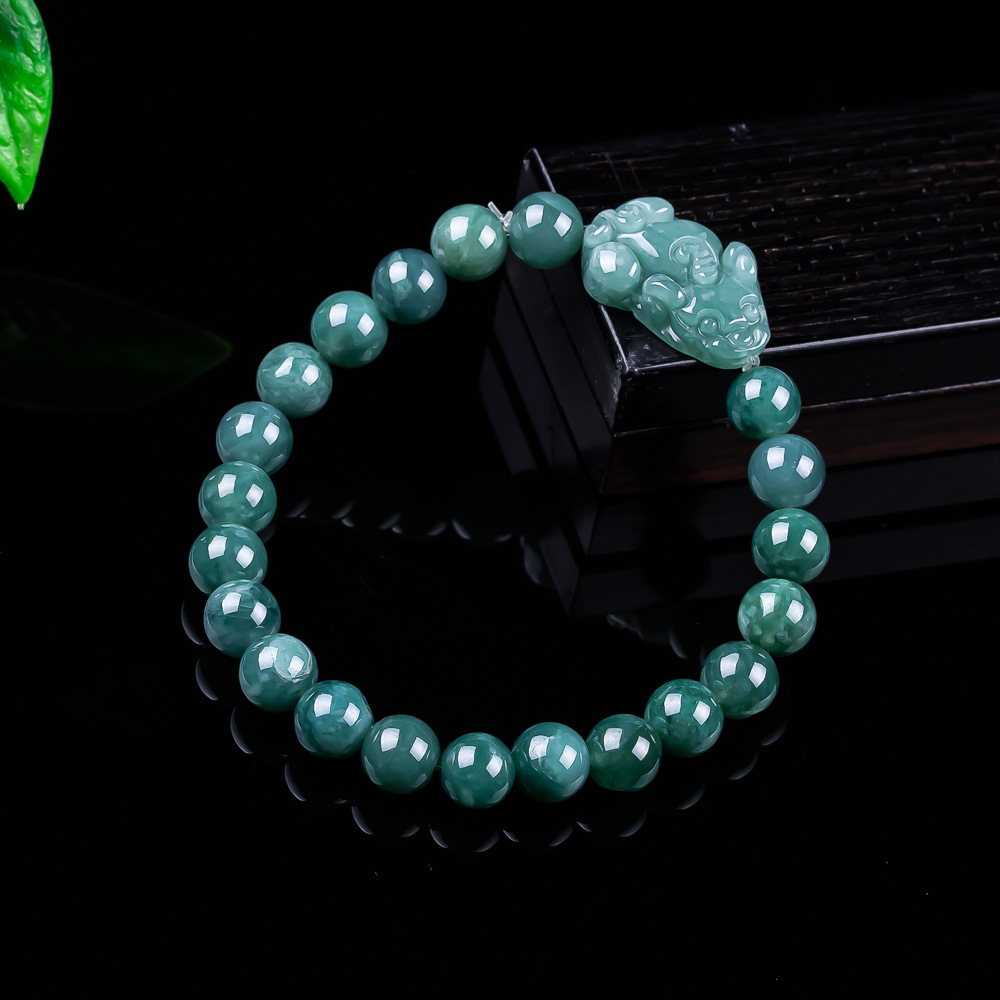 Natural Burmese Jadeite Pixiu  - Jewelry & Watches Vitopoulos 评论和价格