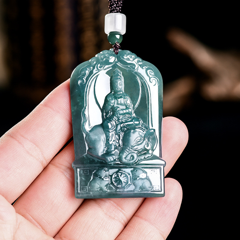Natural Burmese Jadeite Guanyi - Jewelry & Watches Vitopoulos 评论和价格