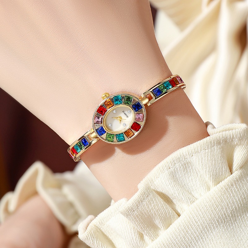 2pcs Elegant Colorful Rhinesto - Jewelry Like Watches 评论和价格
